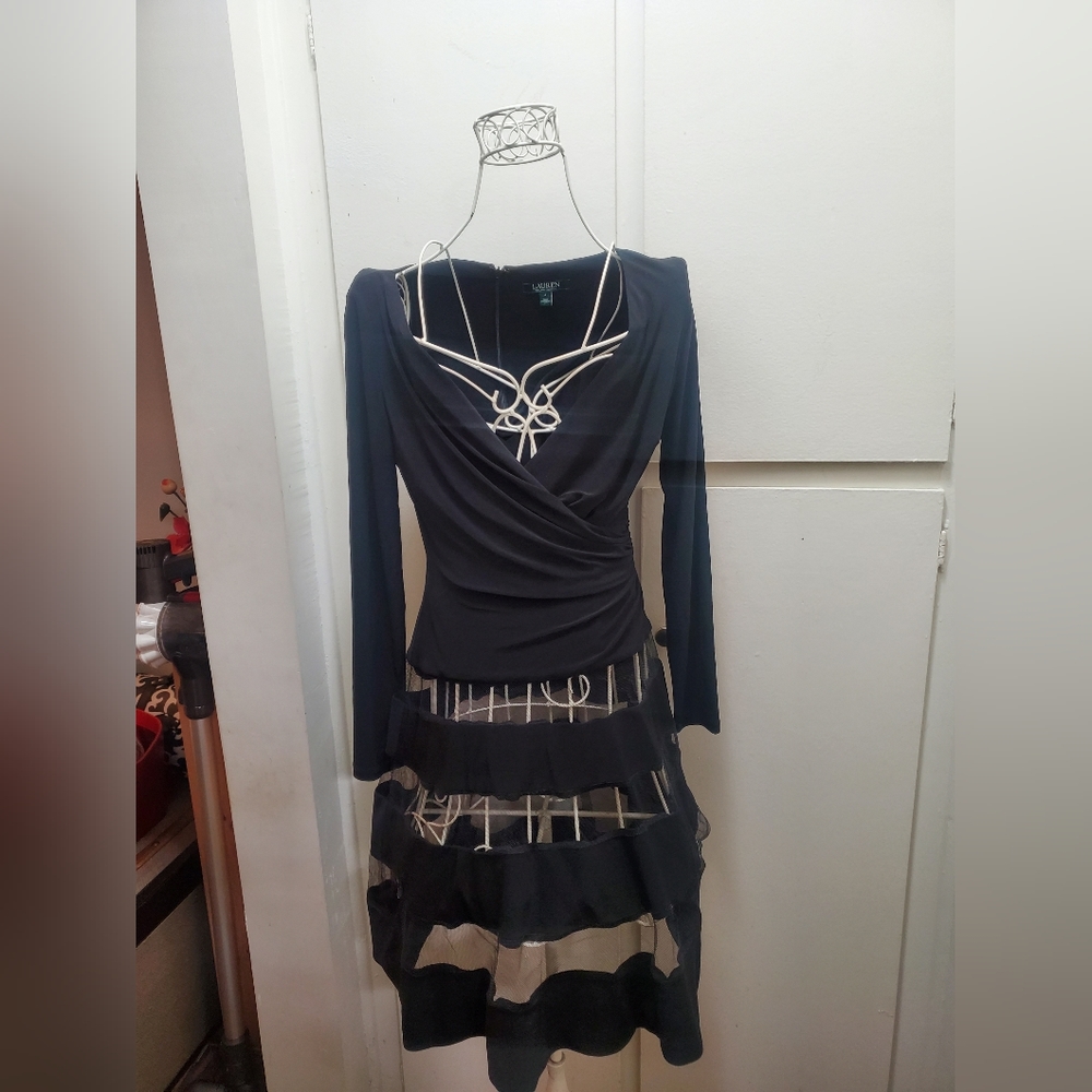Ralph Lauren Dress Size: 4